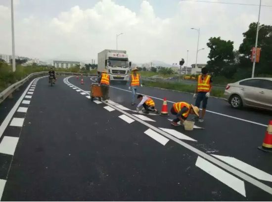 道路划线